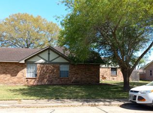 10411 Carlow Ln, La Porte, TX 77571