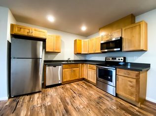 1402 E 69th St #1-105, Tacoma, WA 98404
