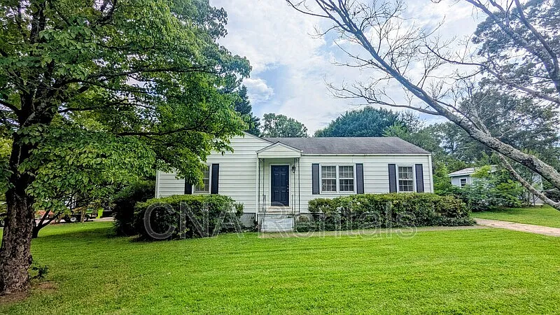 100 E Acres Dr SE