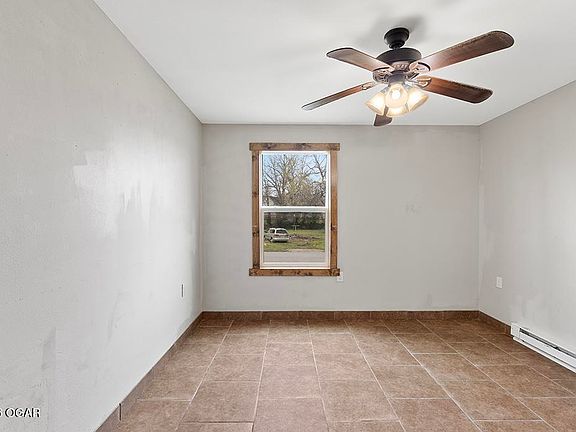 5th image of 1105 Walnut St