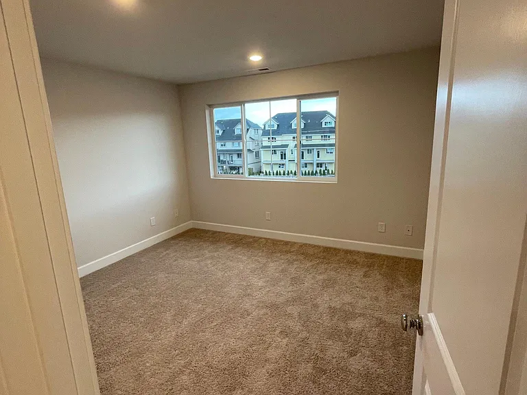 12979 SW Meadbrook Ln — Photo 11