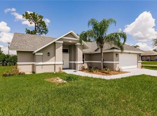 8433 Tahiti Rd, Fort Myers, FL 33967