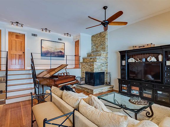 2nd image of 55 Old Town Ln