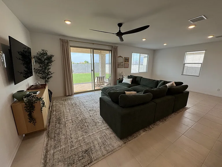 643 W Riparian Dr — Photo 34