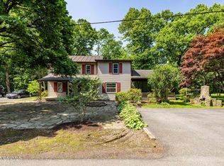 110 W 8th St, Watsontown, PA