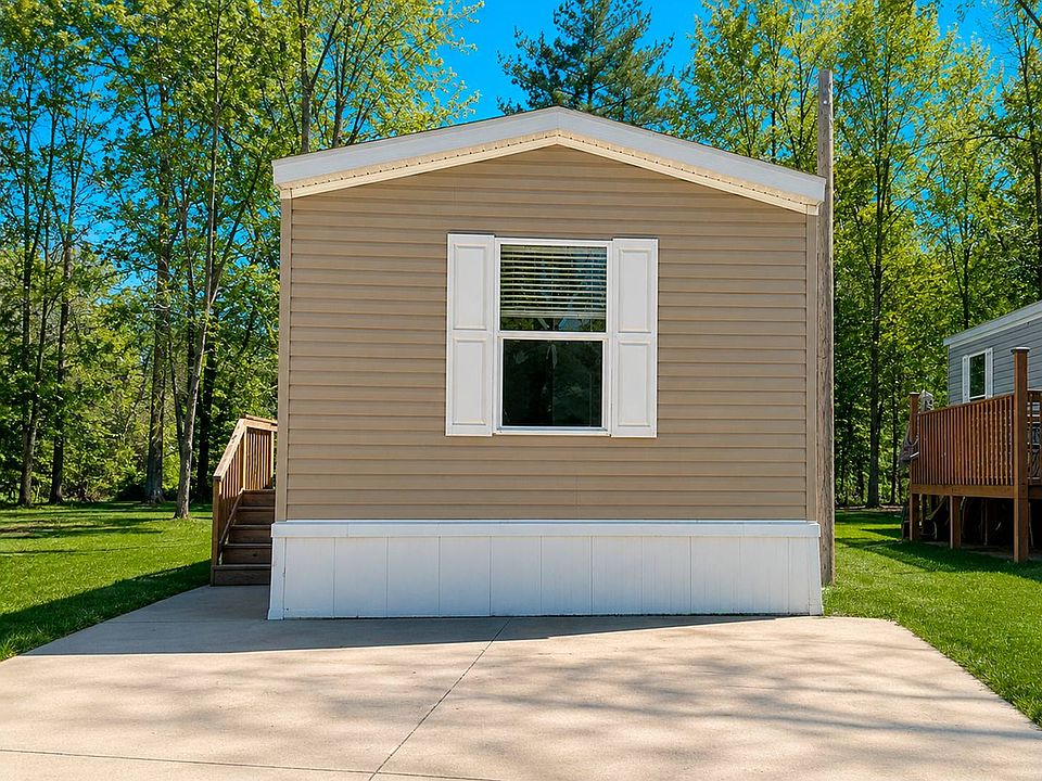 1st image of 337 Lakeside Dr Lot 12