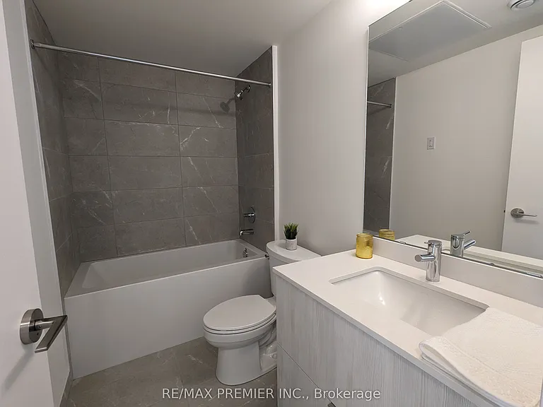 11 Steckley House Ln #411 — Photo 21