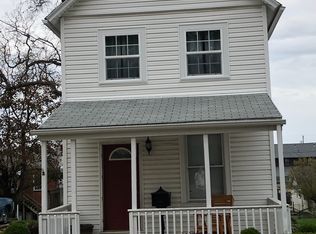 492 E Main St, East Palestine, OH