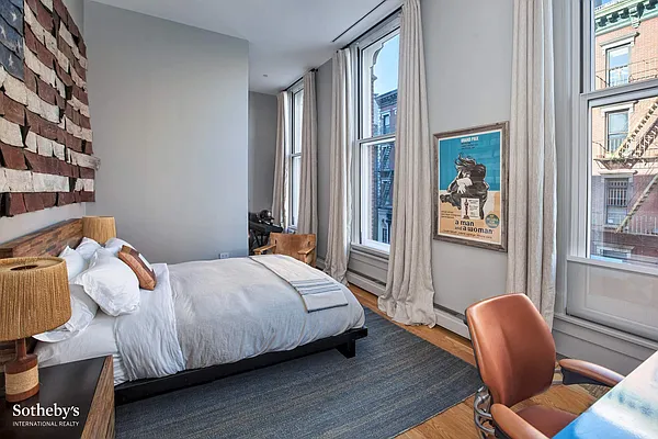 Sold by Sotheby's International Realty | media 8