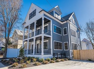 42 Moore St #42, Somerville, MA 02144