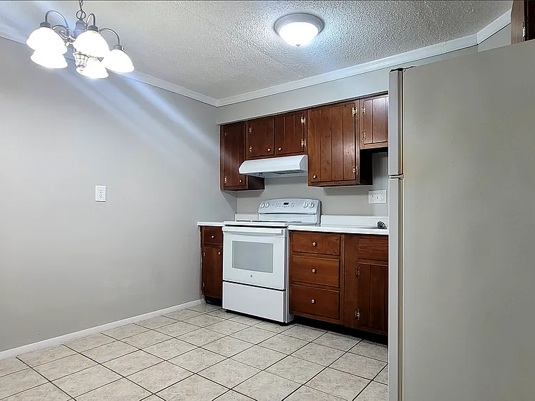 314 - 322 Kenbrook Drive — Photo 16