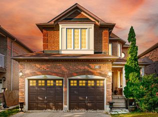 28 Fallstar Cres, Brampton, ON L7A 2J6