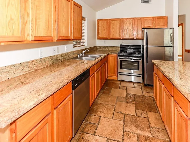 432 Chip O Wood Ln — Photo 12