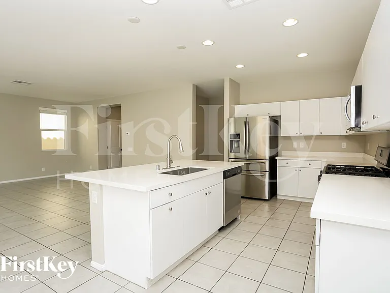 4527 Amberley Ridge Ave — Photo 4