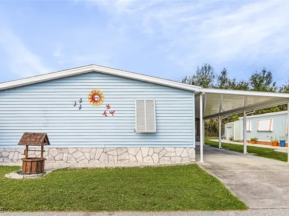 227 Shrub Ln N, North Fort Myers, FL 33917