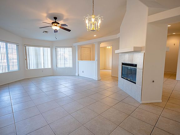 2nd image of 30405 Avenida Del Yermo