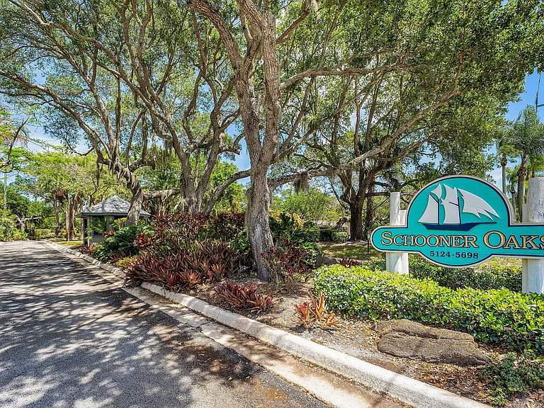 5662 SE Schooner Oaks Way — Photo 39