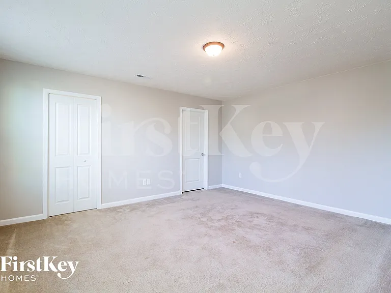 6156 Woodville Dr — Photo 7
