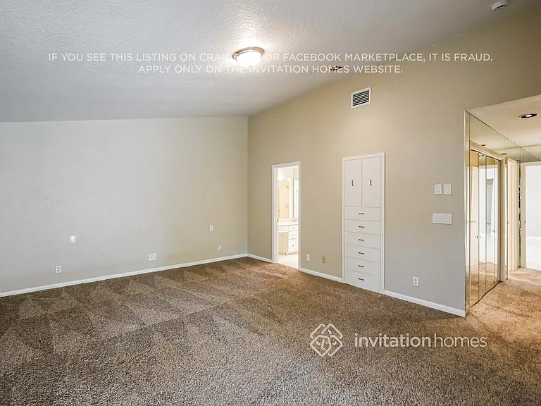 7045 Golf Pointe Cir — Photo 10