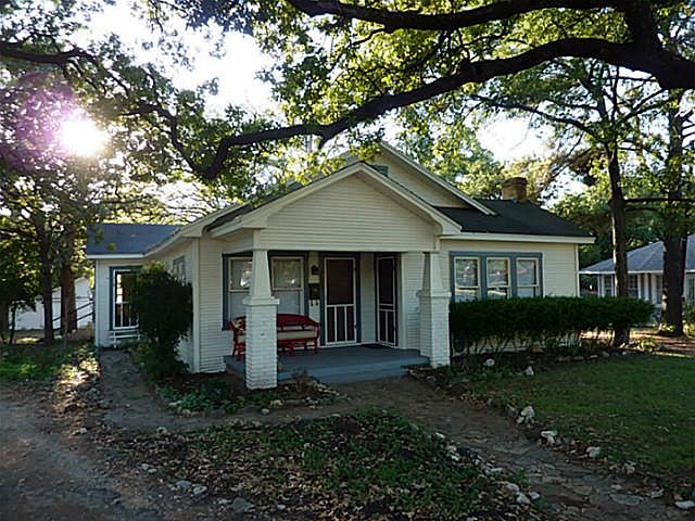 1st image of 2708 Handley Dr