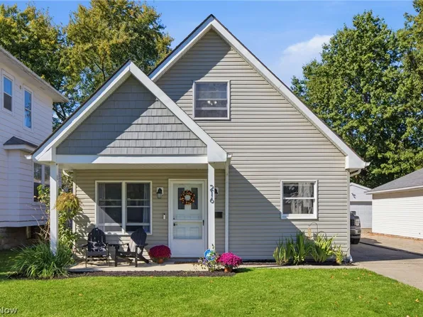 216 Longford Ave, Elyria, OH 44035