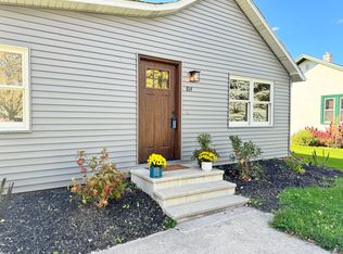 814 S Lawson St, Aberdeen City, SD 57401