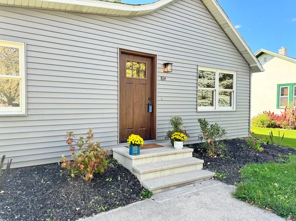 814 S Lawson St, Aberdeen City, SD 57401