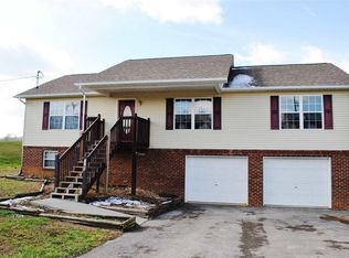 1763 Sand Plant Rd, Sevierville, TN 37876