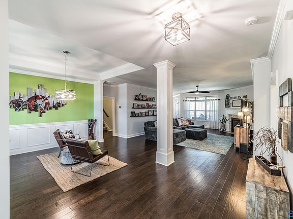 3rd image of 4553 Blairmont Dr SE