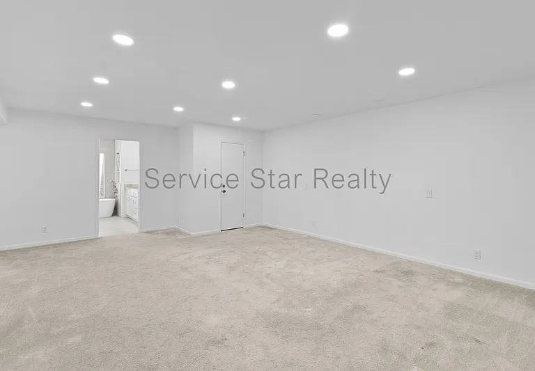 7320 E Rose Ln — Photo 18