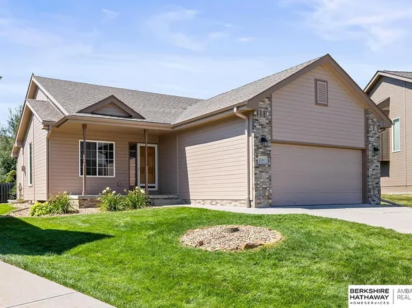 20241 C St, Omaha, NE 68130