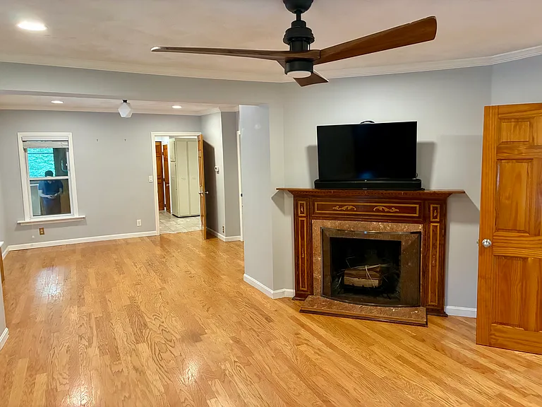 12 Oakland Rd #A — Photo 5