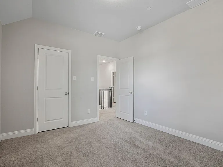 3032 Galveston St — Photo 22