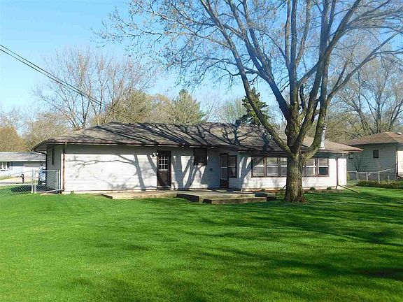 3rd image of 2348 Bonnie Dr