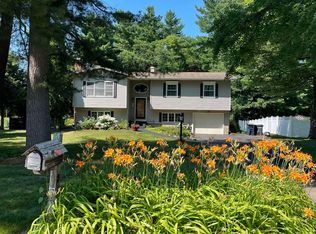 469 Lamplite Ln, Williston, VT 05495