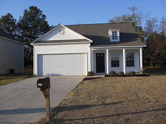 Front Face of house - 2 Car Garage
