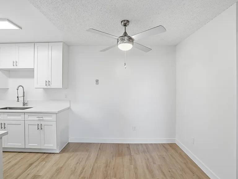 Vista Lane — Photo 11