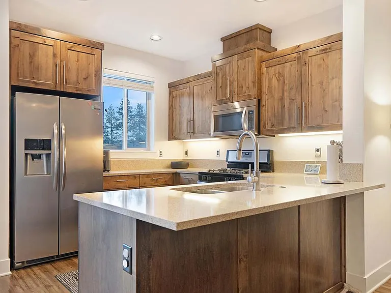 Kitchen - all stainless appliances