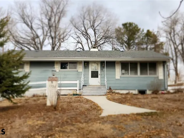 1300 Lincoln St, Potter, NE 69156