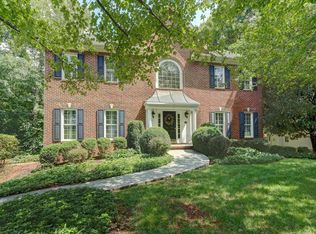 1376 Dunlora Dr, Charlottesville, VA 22901