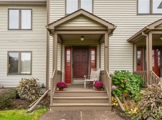 55 Harrier Cir, Rochester, NY 14623