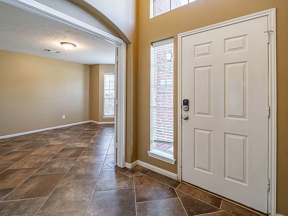 3rd image of 21831 Whispering Forest Dr