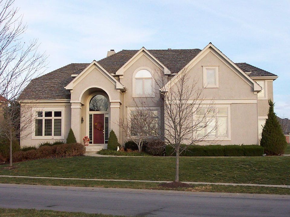 Fantastic curb appeal