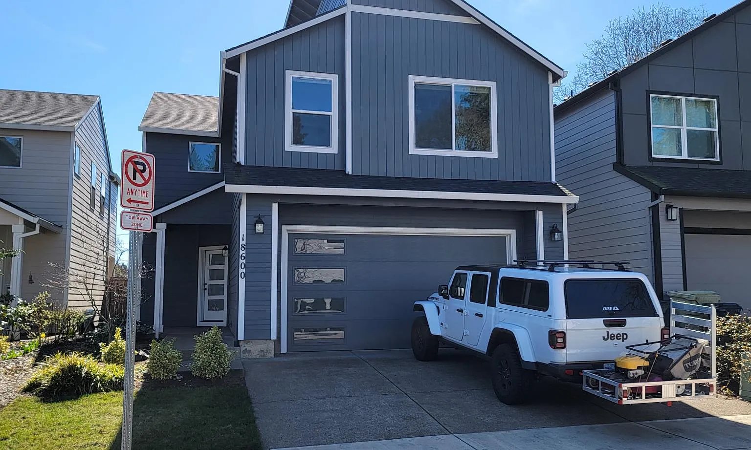 3 bed, 2343 sqft, $3,100 — Photo 1