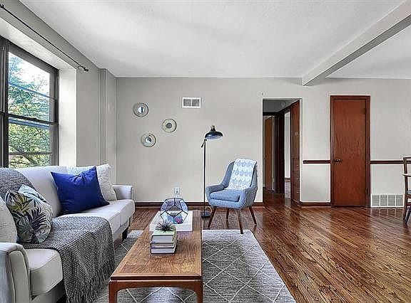 4th image of 6706 Neosho St APT 2E