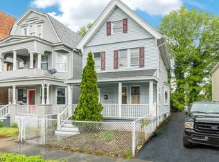 16 Essex St, East Orange, NJ 07017