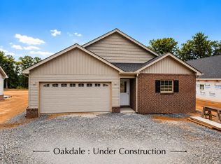 125 Naomi Ln, Radford, VA 24141
