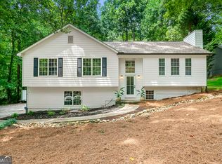 28 Boones Ridge Dr SE, Acworth, GA 30102
