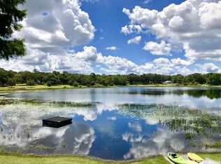 184 E Cowpen Lake Point Rd, Hawthorne, FL 32640