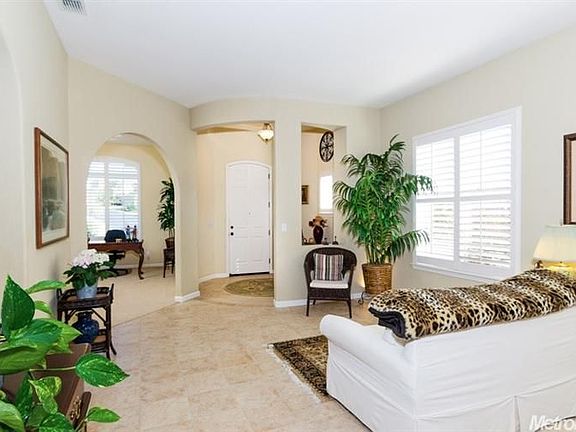 5th image of 1307 Villagio Dr